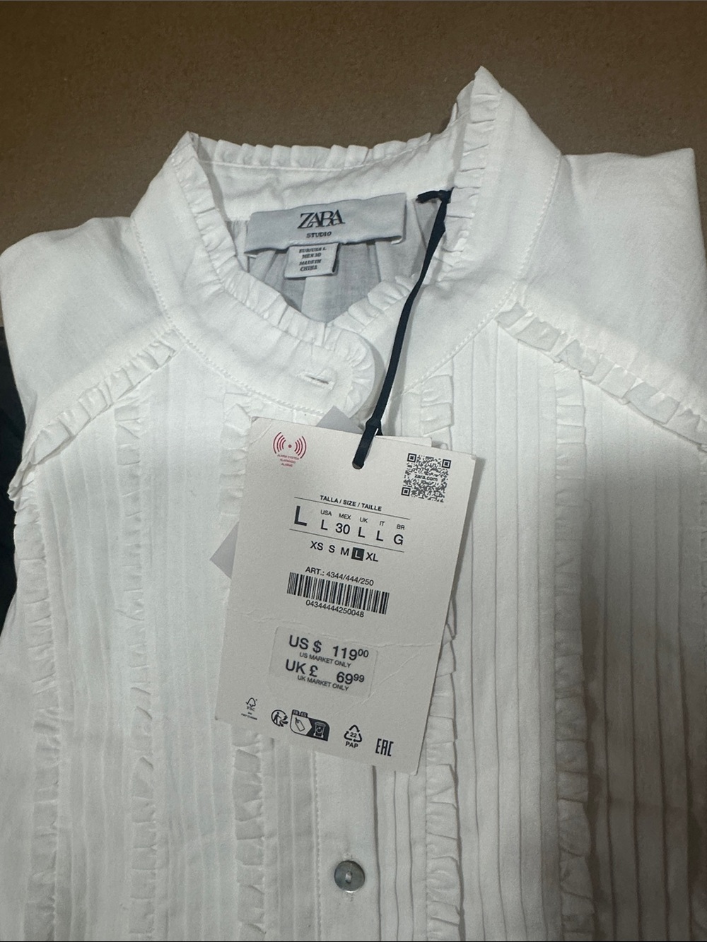 Zara White Pleated Button-Down Shirt - Picture 11 of 13